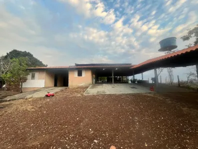 Fazenda/Sítio com 5 Quartos à venda, 350m² no , Niquelândia