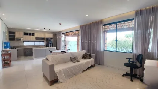 Fazenda/Sítio com 3 Quartos à venda, 156m² no Parque Residencial Tancredi, Americana