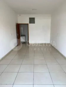 Ponto Comercial para alugar, 35m² no São Jorge, Uberlândia