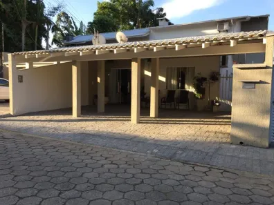 Casa com 3 Quartos à venda, 156m² no São Judas, Itajaí