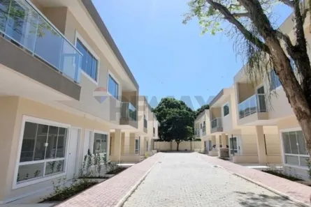 Casa de Condomínio com 3 Quartos à venda, 260m² no Maravista, Niterói