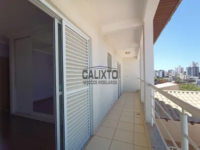 Casa com 3 Quartos à venda, 280m² no Lídice, Uberlândia