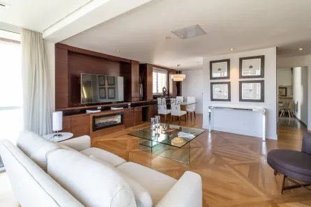 Apartamento com 2 Quartos para alugar, 143m² no Vila Uberabinha, São Paulo