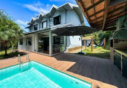 Casa de Condomínio com 4 Quartos à venda, 260m² no Albuquerque, Teresópolis
