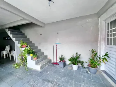 Casa com 5 Quartos à venda, 285m² no Montese, Fortaleza