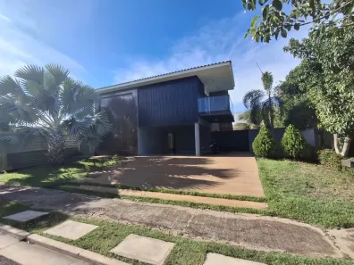 Casa de Condomínio com 3 Quartos para alugar, 230m² no Gurupi, Teresina