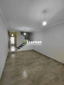 Casa com 3 Quartos para alugar, 80m² no Jardim São Miguel, Taboão da Serra