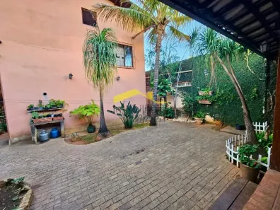 Casa com 3 Quartos à venda, 321m² no Nova Suíssa, Belo Horizonte