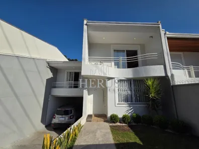 Casa com 3 Quartos à venda, 133m² no Guabirotuba, Curitiba