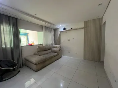 Sobrado com 3 Quartos para alugar, 180m² no Vila Pires, Santo André