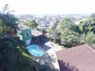 Casa com 3 Quartos à venda, 210m² no Petrópolis, Joinville