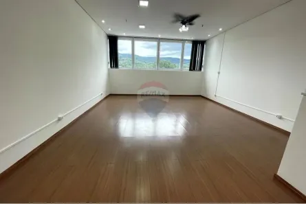 Sala Comercial para alugar, 37m² no Vila Mogilar, Mogi das Cruzes