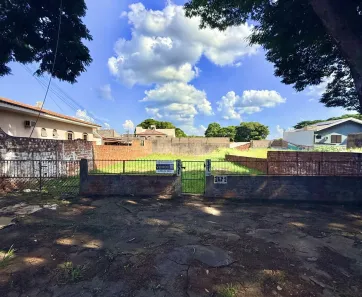à venda, 560m² no Zona 05, Maringá
