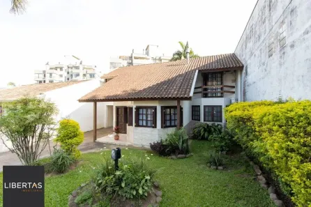 Casa com 3 Quartos à venda, 178m² no Camaquã, Porto Alegre