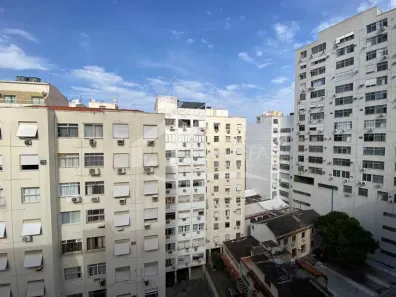 Apartamento com 2 Quartos à venda, 65m² no Copacabana, Rio de Janeiro