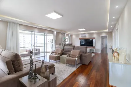 Apartamento com 4 Quartos à venda, 247m² no Vila Sofia, São Paulo