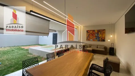 Casa com 3 Quartos à venda, 300m² no Aclimação, Uberlândia