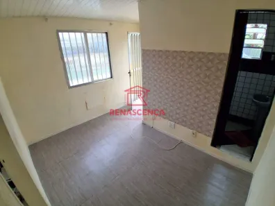Casa com 2 Quartos para alugar, 60m² no Realengo, Rio de Janeiro
