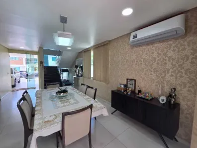 Casa de Condomínio com 4 Quartos à venda, 600m² no Tarumã, Manaus