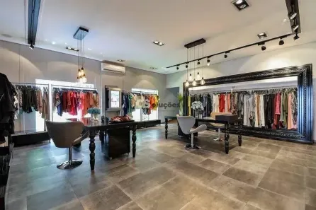 Imóvel Comercial com 1 Quarto à venda, 350m² no Vila Nova Conceição, São Paulo