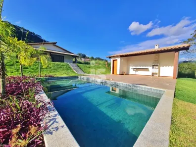 Casa com 3 Quartos à venda, 2200m² no Pedro do Rio, Petrópolis