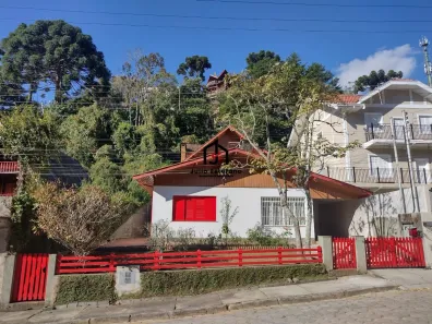 Casa com 3 Quartos para alugar, 211m² no Vila Inglesa, Campos do Jordão