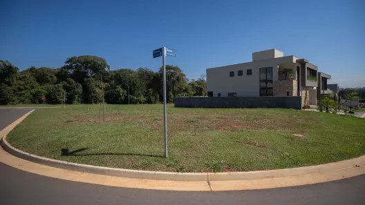 Lote/Terreno à venda, 496m² no Jardins França, Goiânia