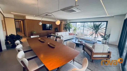 Apartamento com 4 Quartos à venda, 203m² no Setor Bueno, Goiânia