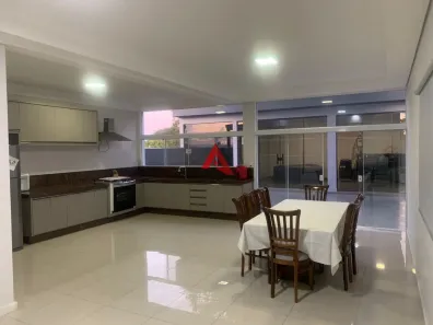 Casa de Condomínio com 3 Quartos à venda, 220m² no Bandeira Branca, Jacareí