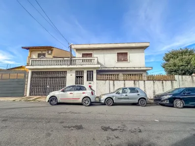 Sobrado com 3 Quartos à venda, 230m² no Jardim Regina, São Paulo