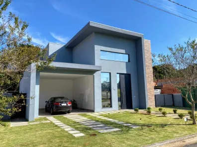 Sobrado com 4 Quartos à venda, 358m² no Residencial Rencanto Santa Barbara, Jambeiro
