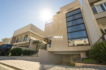Casa de Condomínio com 3 Quartos à venda, 257m² no Fazendinha, Curitiba