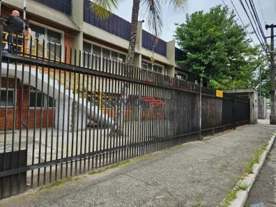 Galpão/Depósito/Armazém à venda, 2491m² no Jardim São Silvestre, Barueri