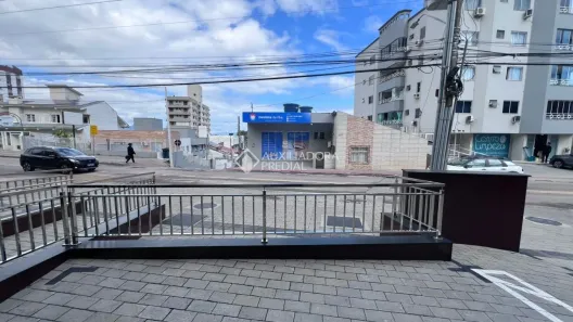 Ponto Comercial para alugar, 120m² no Saco dos Limões, Florianópolis