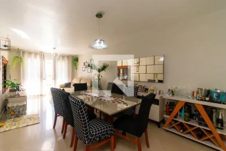 Casa com 3 Quartos à venda, 163m² no Vila Ema, São Paulo