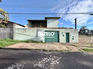 Casa com 3 Quartos à venda, 224m² no Parque São Quirino, Campinas