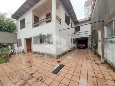 Casa com 4 Quartos à venda, 288m² no Passo da Areia, Porto Alegre