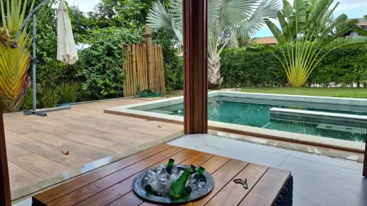 Casa de Condomínio com 4 Quartos à venda, 254m² no Praia do Forte, Mata de São João