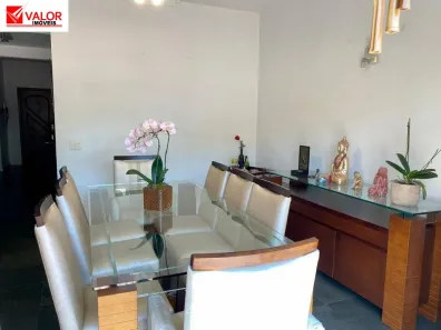 Casa com 3 Quartos à venda, 327m² no Jardim Jussara, São Paulo