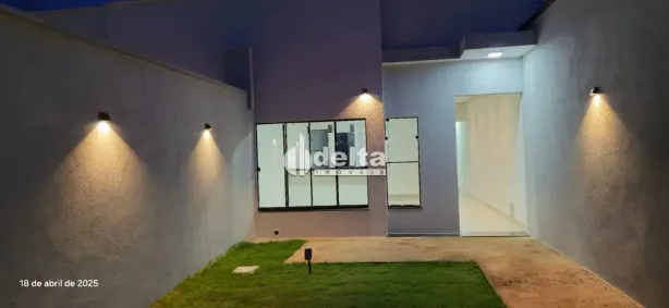 Casa com 2 Quartos à venda, 75m² no Shopping Park, Uberlândia