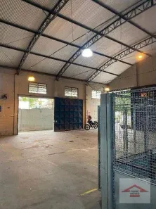 Galpão/Depósito/Armazém à venda, 298m² no Jardim Trevo, Jundiaí