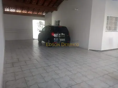 Casa com 3 Quartos à venda, 216m² no Conjunto Habitacional Terra dos Ipês II (Fase I), Pindamonhangaba
