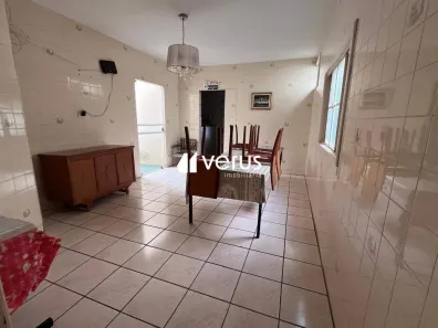 Casa com 3 Quartos à venda, 270m² no Nossa Senhora das Graças, Uberlândia
