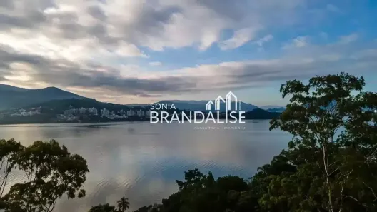 Casa com 4 Quartos à venda, 590m² no Cacupé, Florianópolis