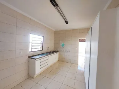 Casa com 2 Quartos para alugar, 120m² no Vila São Joaquim, São José do Rio Preto