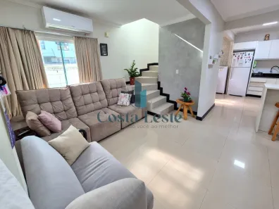 Sobrado com 3 Quartos à venda, 103m² no Nova Esperança, Balneário Camboriú