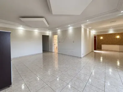 Casa com 3 Quartos para alugar, 454m² no Jardim Santana, Americana