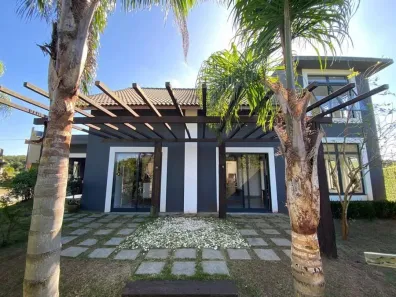 Casa de Condomínio com 4 Quartos à venda, 183m² no Pontal do Peró, Cabo Frio