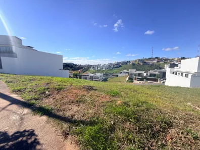 Lote/Terreno à venda, 300m² no Salvaterra, Juiz de Fora