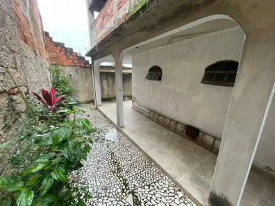 Casa com 3 Quartos para alugar, 80m² no Laranjal, São Gonçalo